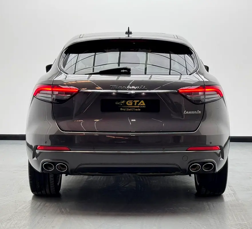 2022 Maserati Levante GT Hybrid, 2027 Maserati Warranty, Maserati Service History, GCC - Image 5