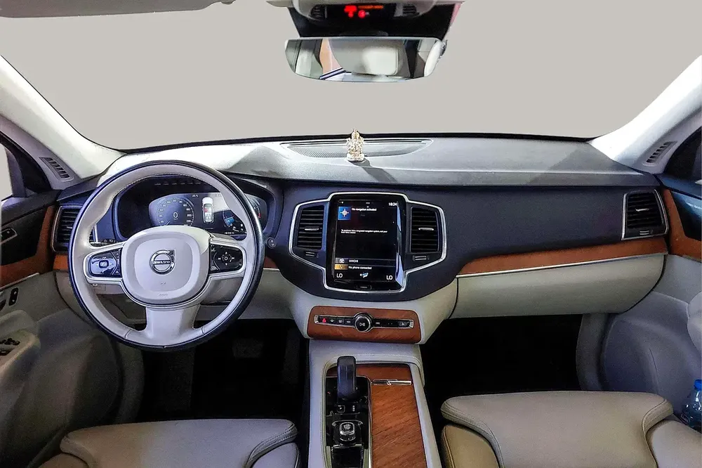 AED 2062/month | 2022 Volvo XC90  | GCC Specs | Ref#451743 - Image 9