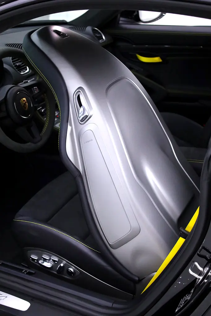 PORSCHE GT4 CARBON PACKAGE + PREMIUM RIMS + FULLY LOADED - Image 9