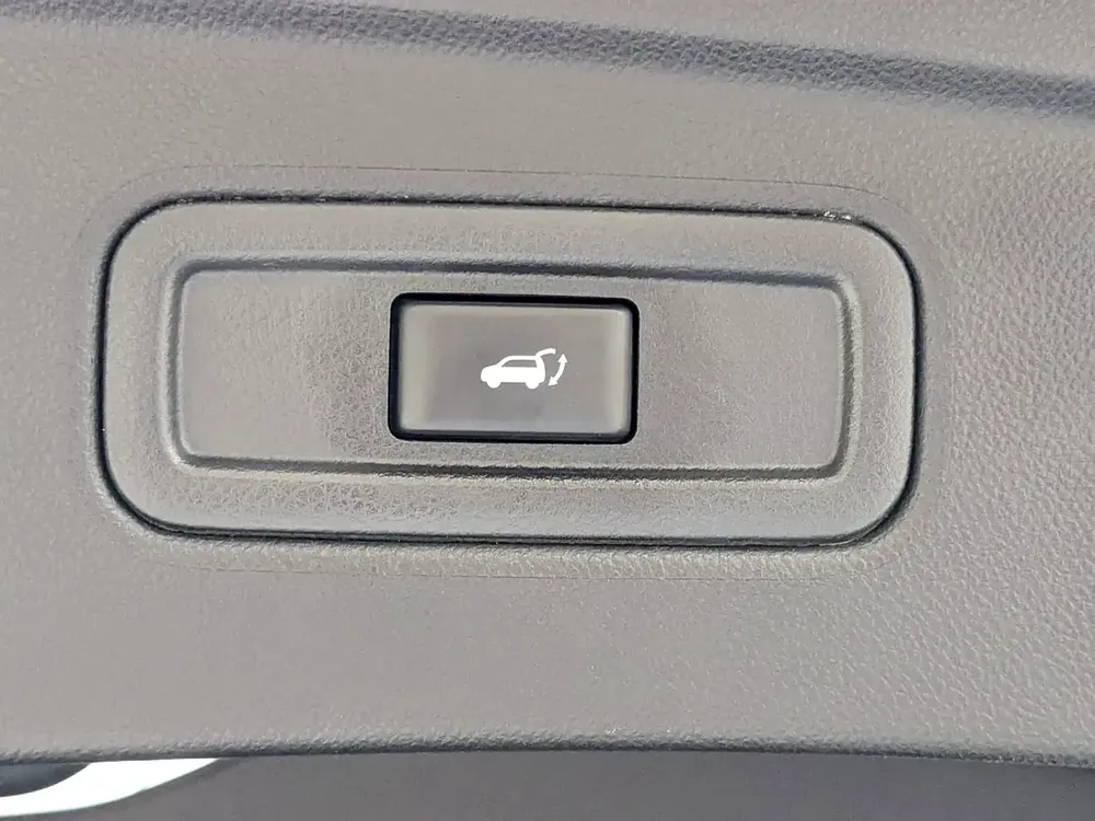 2017 Infiniti QX70 Gcc FullOption (Single Owner with Service History) - Image 17