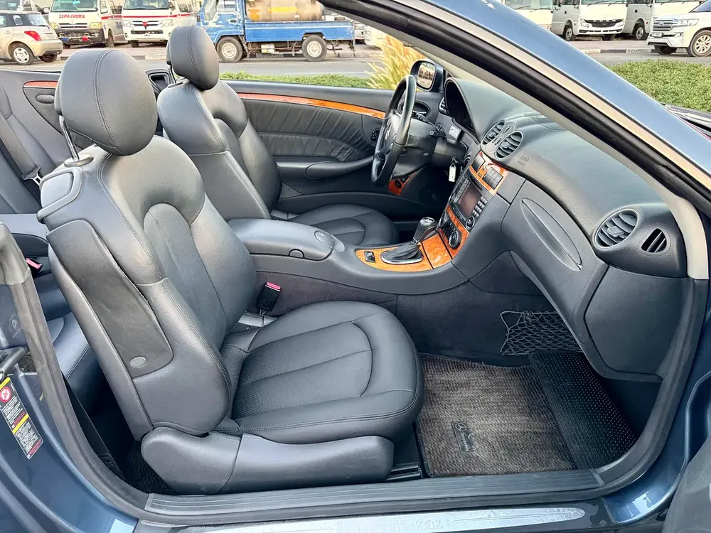 MERCEDES BENZ CLK320 LOW KM JAPAN IMPORT - Image 13