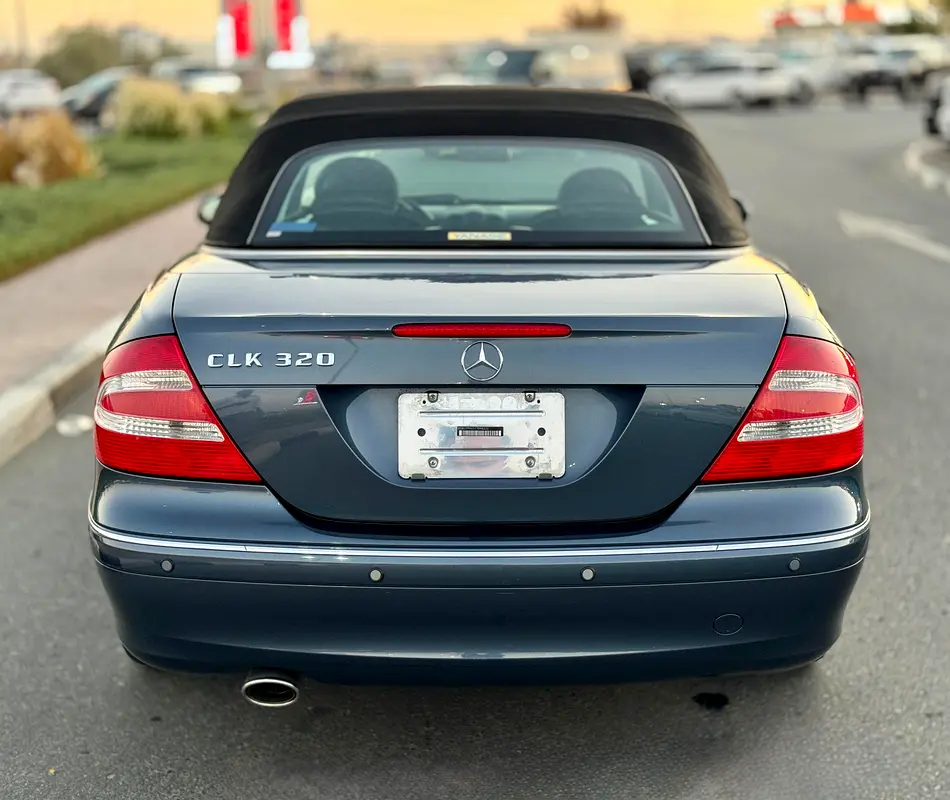 MERCEDES BENZ CLK320 LOW KM JAPAN IMPORT - Image 6