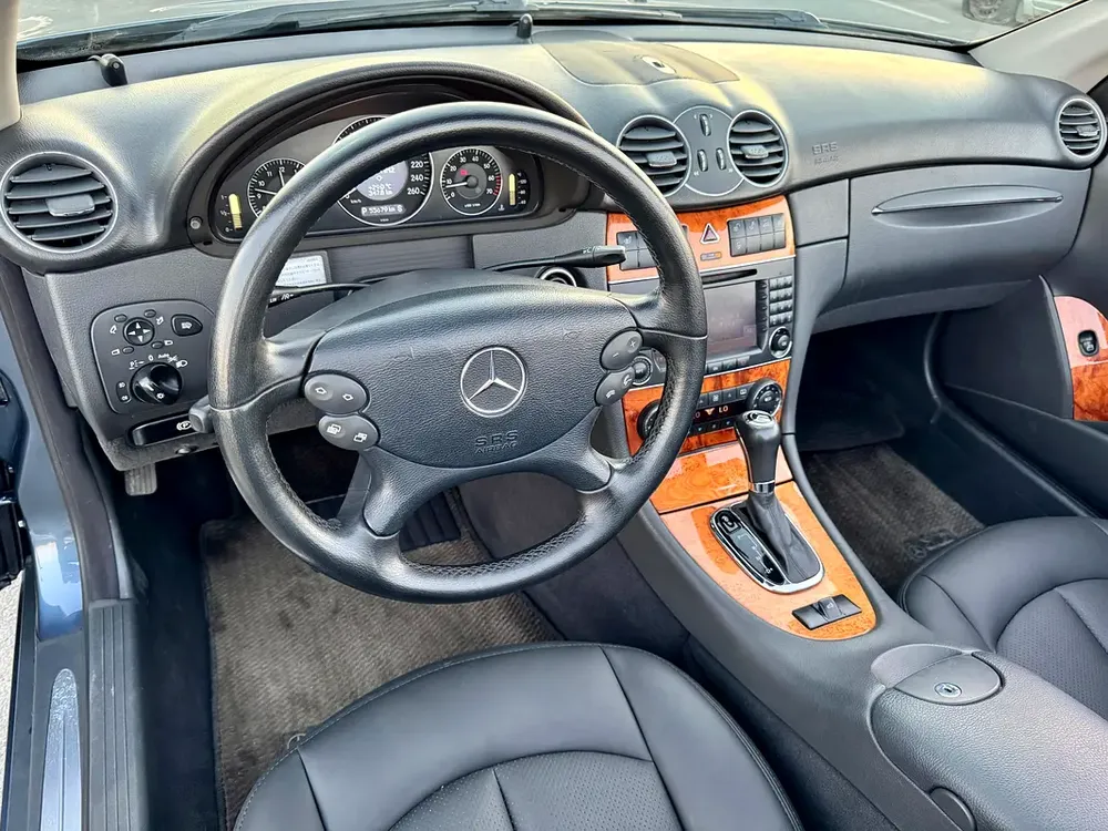 MERCEDES BENZ CLK320 LOW KM JAPAN IMPORT - Image 8