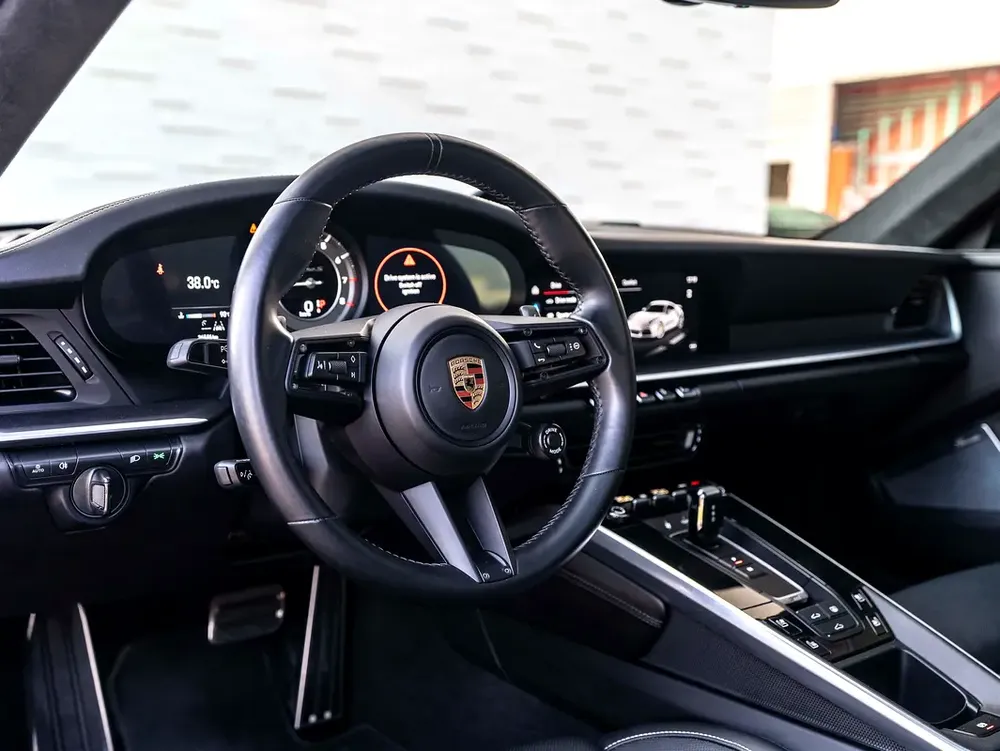 0% DOWN PAYMENT! | SAVVY-BUY | 911 TURBO S | AERO-KIT | FULL-OPTION | NEWLY SERVICED | WARRANTY - Image 10