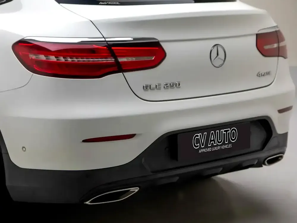2019 | Mercedes Benz |  GLC 250 4Matic Coupe | GCC Specs - Excellent Condition - Image 17