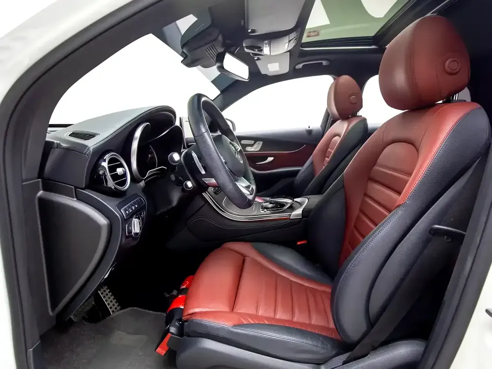2019 | Mercedes Benz |  GLC 250 4Matic Coupe | GCC Specs - Excellent Condition - Image 9