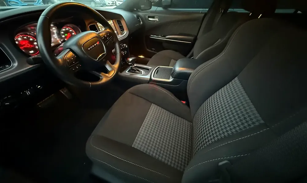 Dodge Charger 2023 GT - Image 7