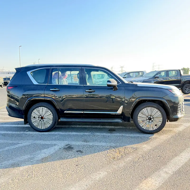 Lexus LX 700h Signature TURBO SPORT OMAN 2026 | Brand New | - Image 15