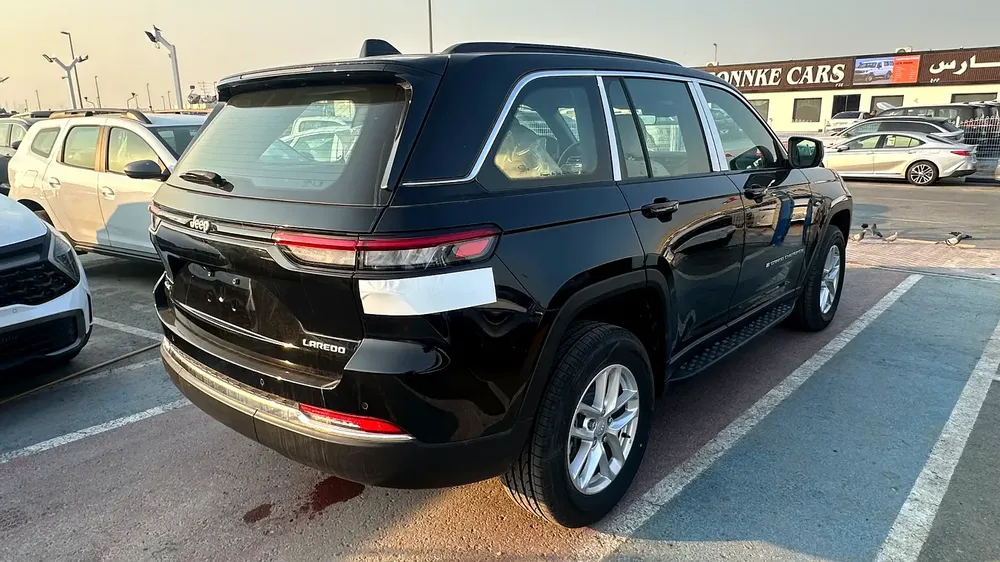 3.6 Engine V6 Mid options 4x4 - Image 9