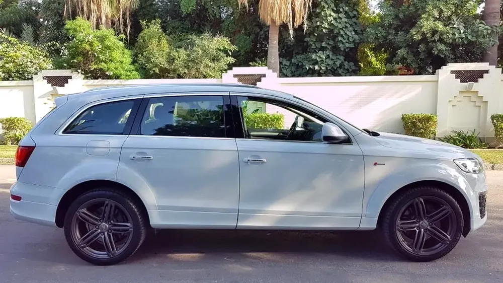 SUPERCHARGED AUDI Q7 V6 / GCC SPECS / AFFORDABLE / FUEL EFFICIENT / EXCELLENT CONDITION - Image 7