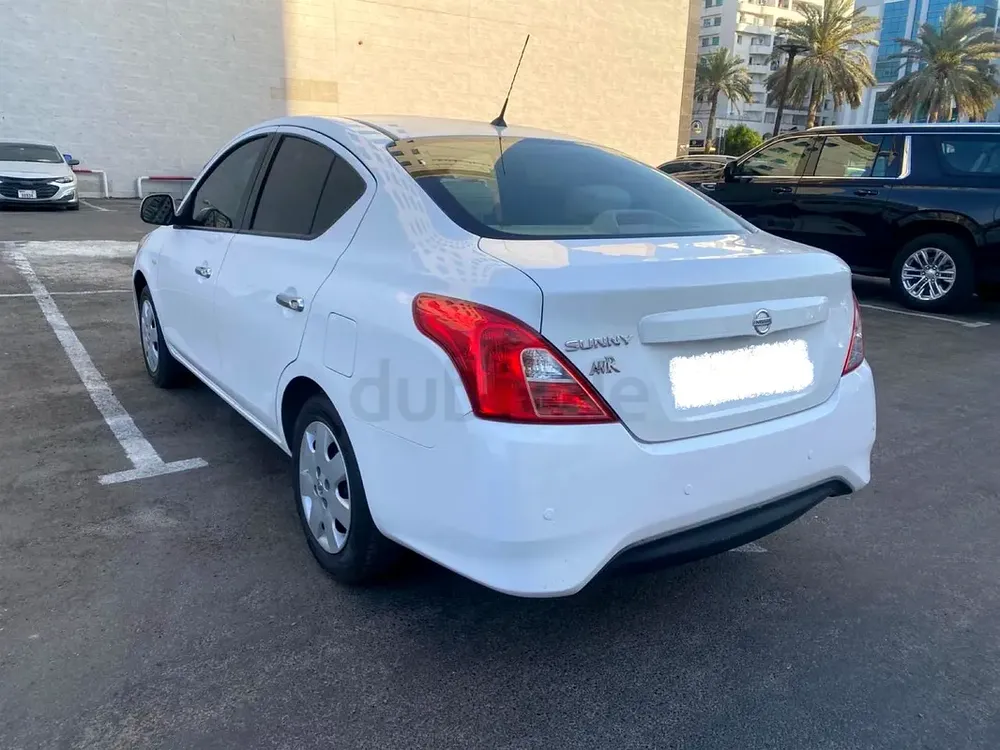 NISSAN SUNNY 2022 SV GCC KM:49000 EXCELLENT CONDITION CAR - Image 10