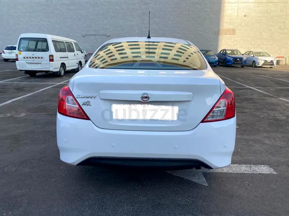 NISSAN SUNNY 2022 SV GCC KM:49000 EXCELLENT CONDITION CAR - Image 8