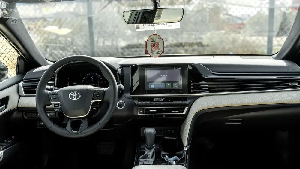 2026 Toyota Camry E-plus 2.5L Hybrid (Black-Beige) - Image 12