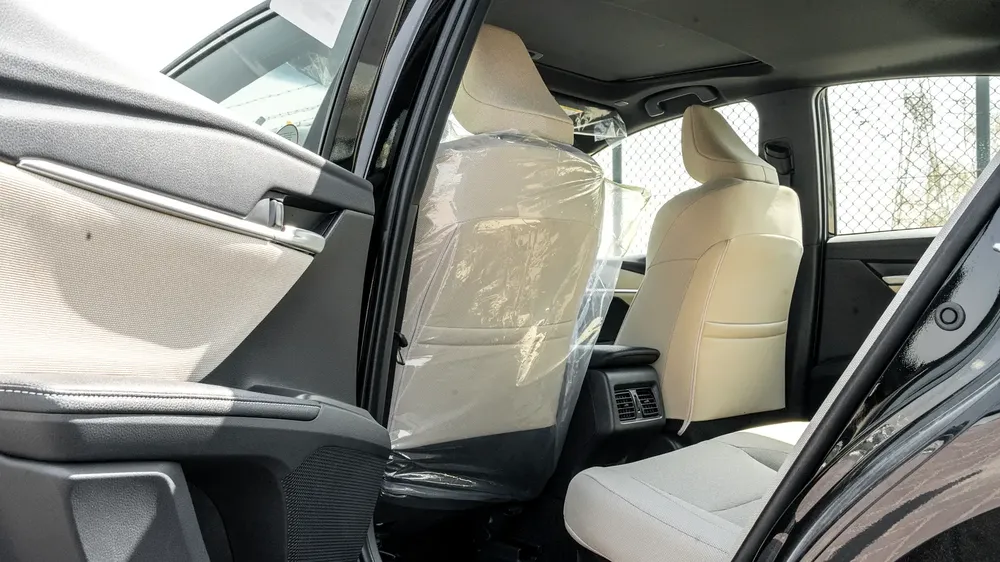 2026 Toyota Camry E-plus 2.5L Hybrid (Black-Beige) - Image 19