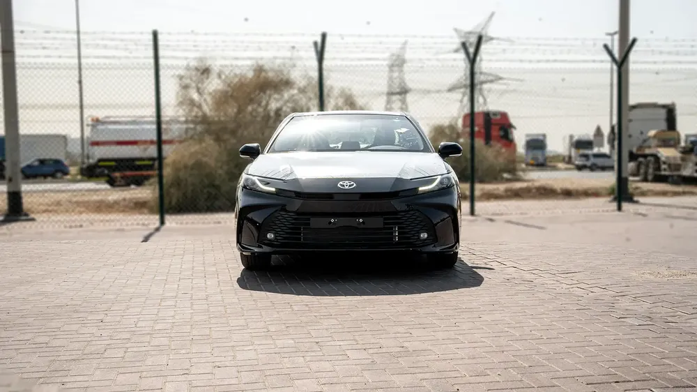 2026 Toyota Camry E-plus 2.5L Hybrid (Black-Beige) - Image 4