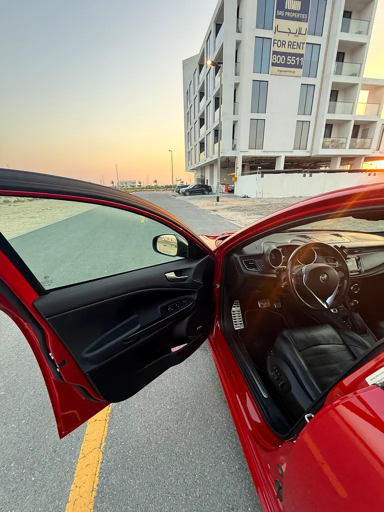 2021 Alfa Romeo Giulietta Veloce | GCC Specs | Pristine Condition - Image 13