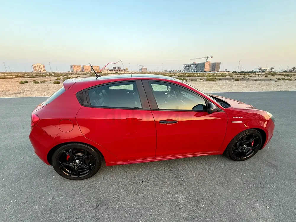 2021 Alfa Romeo Giulietta Veloce | GCC Specs | Pristine Condition - Image 5