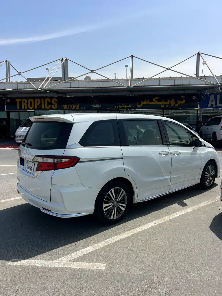 2019 Honda Odyssey Sport Edition - GCC Specs - Pristine Condition - Image 5