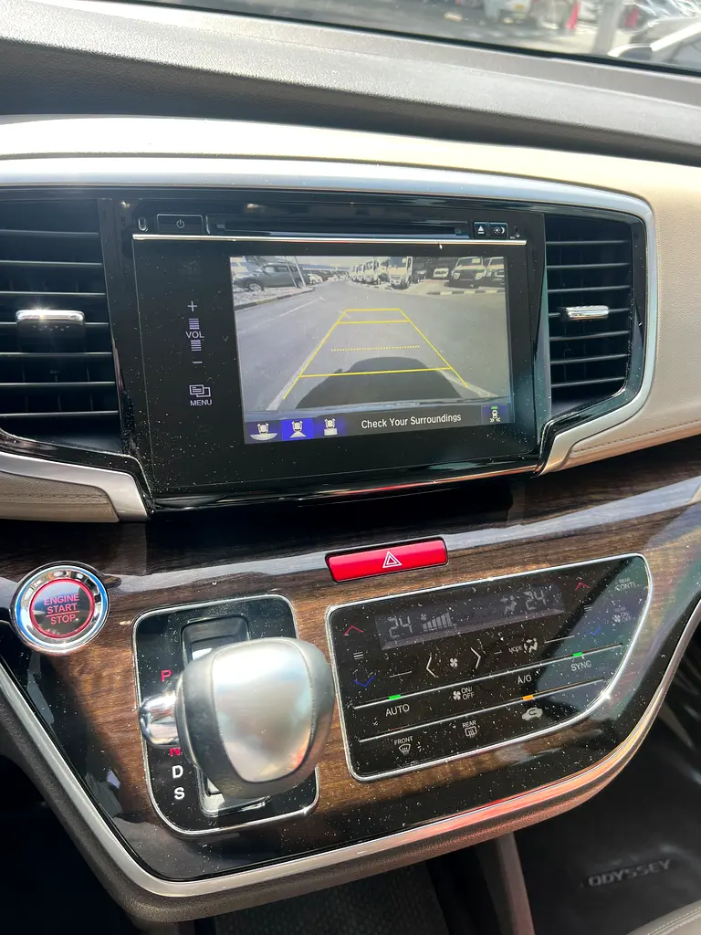 2019 Honda Odyssey Sport Edition - GCC Specs - Pristine Condition - Image 8