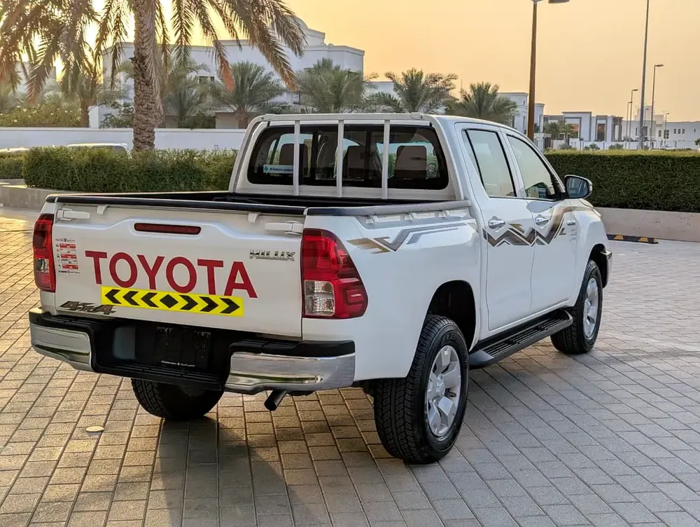 2024 Toyota Hilux DIESEL Double Cab GLX - GCC Specs - Brand New - Image 14