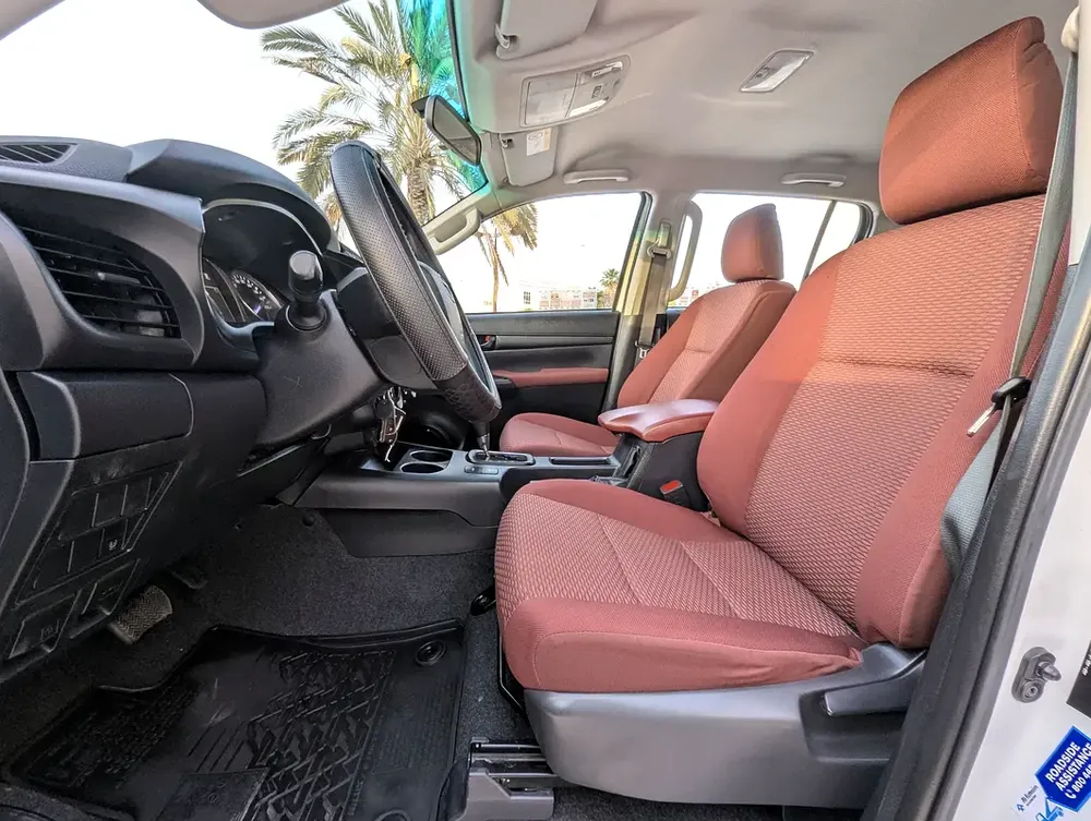 2024 Toyota Hilux DIESEL Double Cab GLX - GCC Specs - Brand New - Image 7