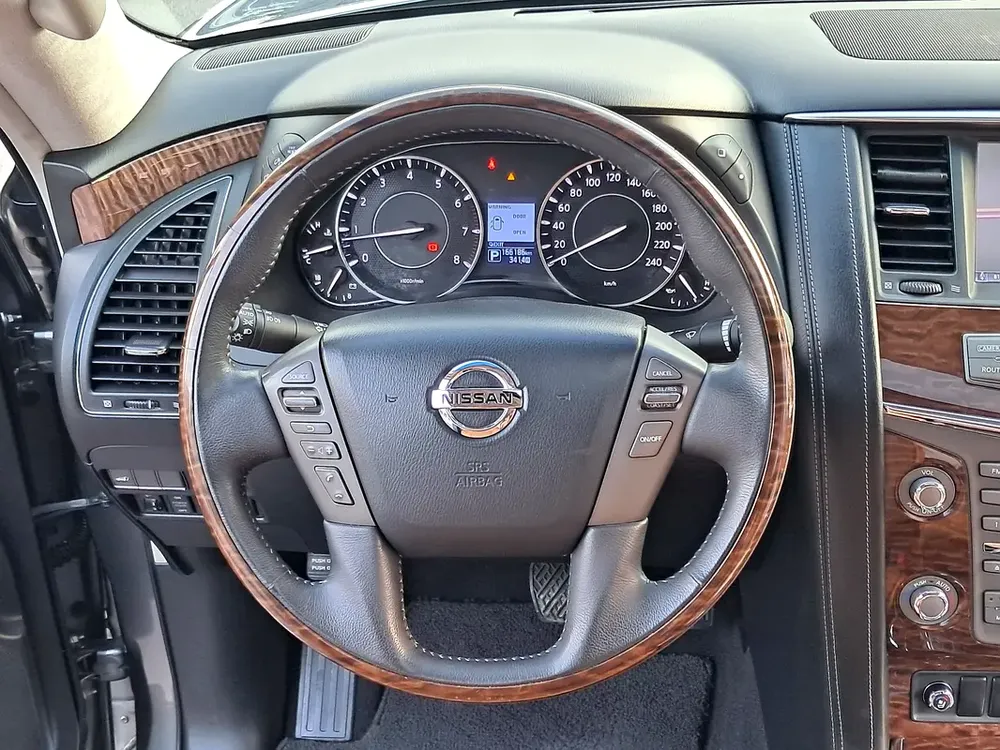 Nissan Patrol SE Platinum 2016 GCC Specs V8 Cylinder 5.6L Engine Family Used Car - Image 18