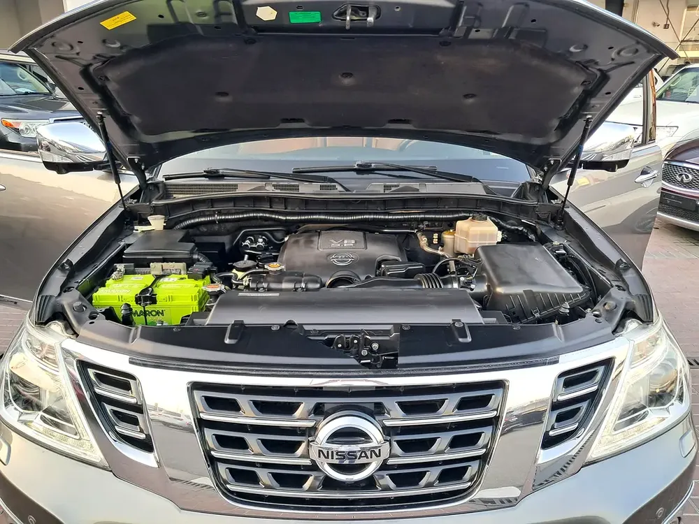Nissan Patrol SE Platinum 2016 GCC Specs V8 Cylinder 5.6L Engine Family Used Car - Image 20