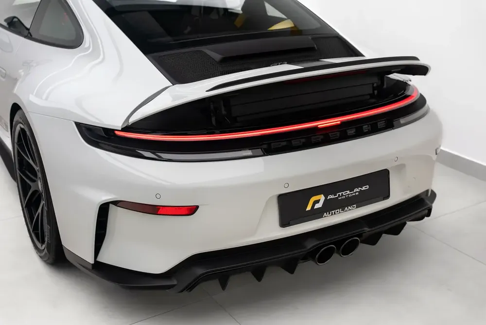 2025 PORSCHE 911 GT3 TOURING | MAIN DEALER WARRANTY | HIGH SPEC - Image 9