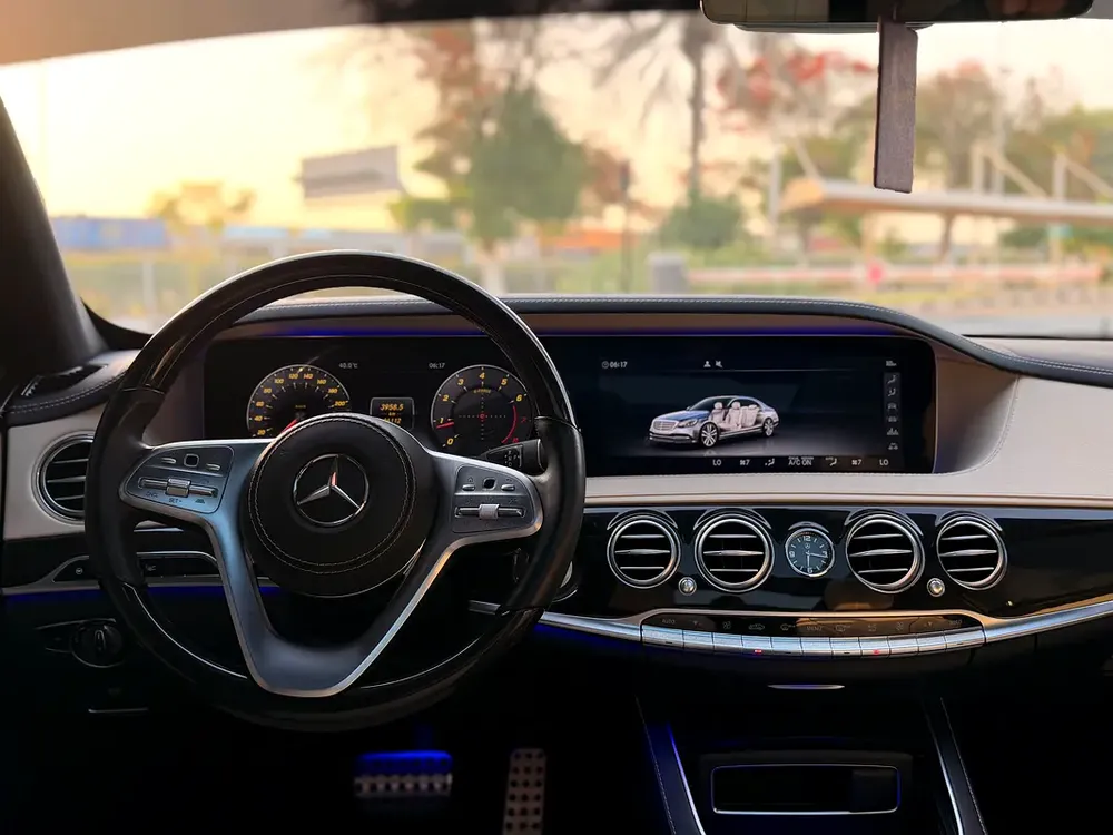Mercedes-Benz S-Class S 560L AMG 4MATIC 2018–original paint - Image 16