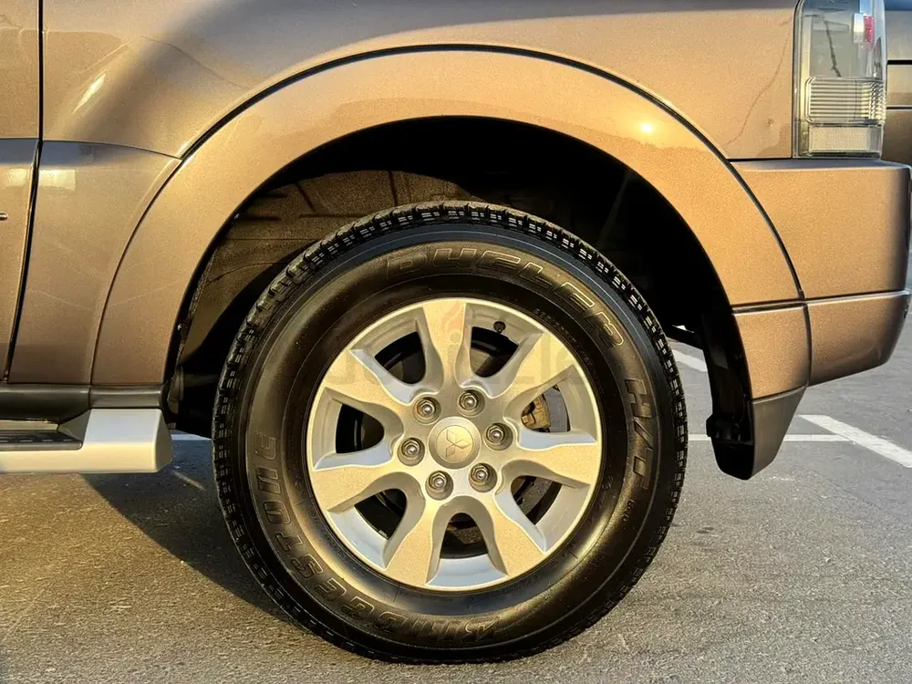 Mitsubishi Pajero GLS 2016 | GCC Specs | Well Maintained - Image 16