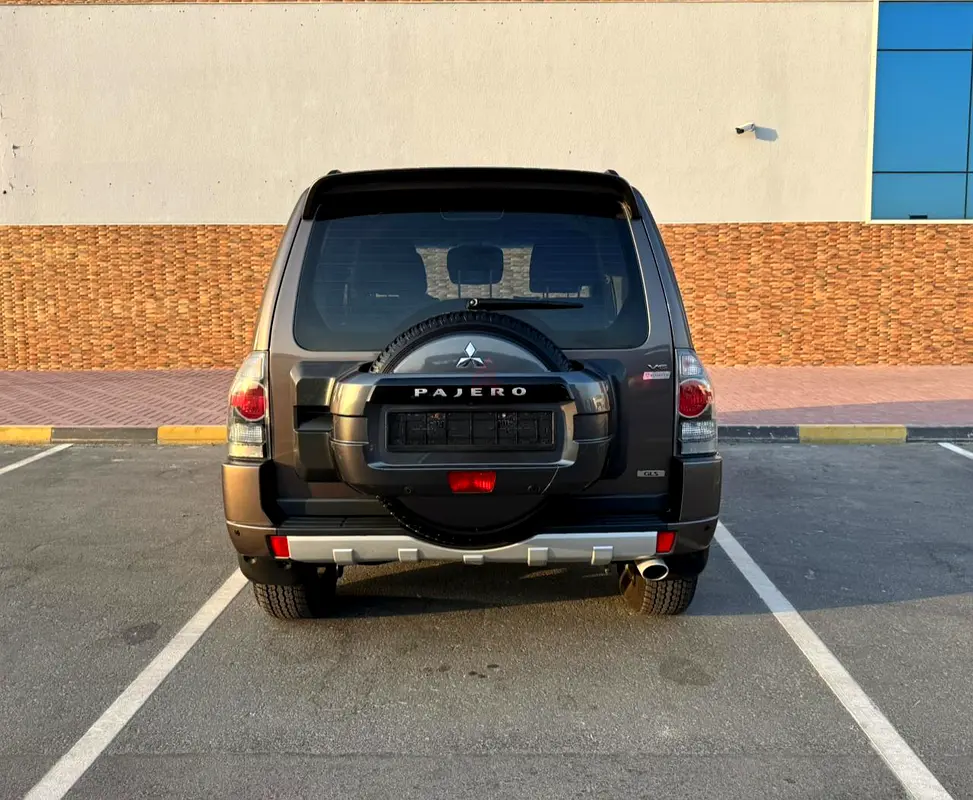 Mitsubishi Pajero GLS 2016 | GCC Specs | Well Maintained - Image 7