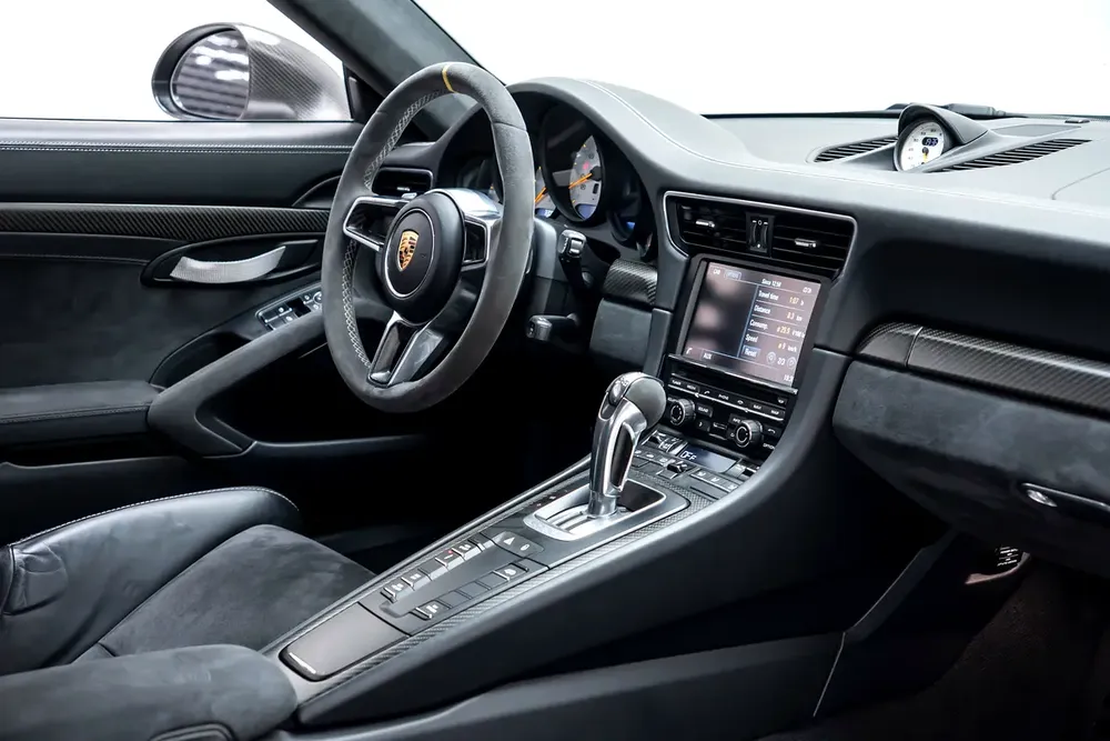 GCC SPECS AL NABOODAH WARRANTY - 2016 PORSCHE 911 GT3 RS CLUBSPORT - CARBON SPEC +PCCB+ BUCKET SEATS - Image 15