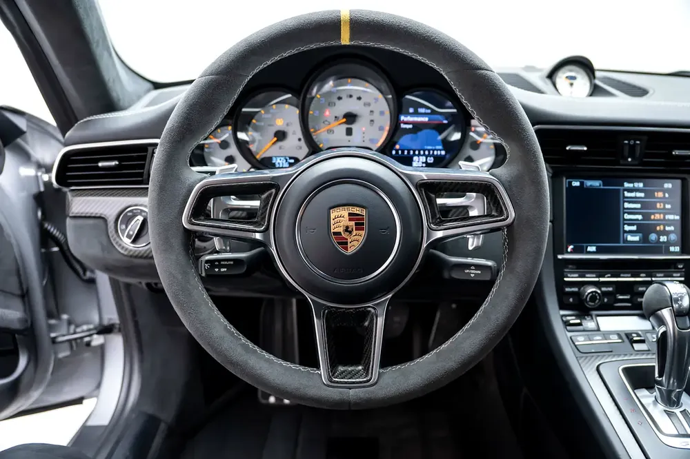 GCC SPECS AL NABOODAH WARRANTY - 2016 PORSCHE 911 GT3 RS CLUBSPORT - CARBON SPEC +PCCB+ BUCKET SEATS - Image 7