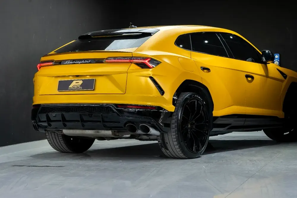 2022 Lamborghini Urus | GCC Specs | Pristine Condition - Image 15