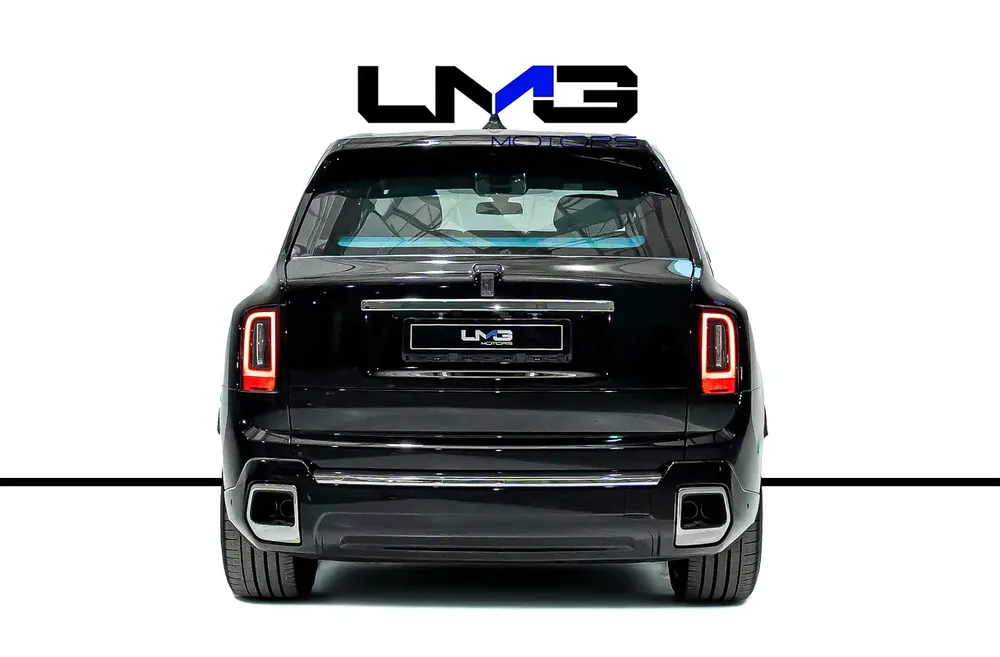 2025 ROLLS ROYCE CULLINAN | LOW MILEAGE | STARLIGHT | FULL OPTION | REAR SEAT ENTERTAINMENT - Image 5