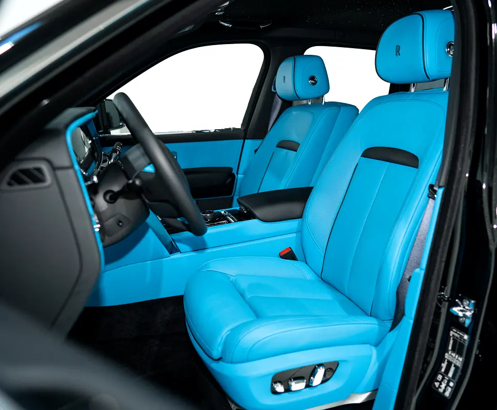 2025 ROLLS ROYCE CULLINAN | LOW MILEAGE | STARLIGHT | FULL OPTION | REAR SEAT ENTERTAINMENT - Image 8