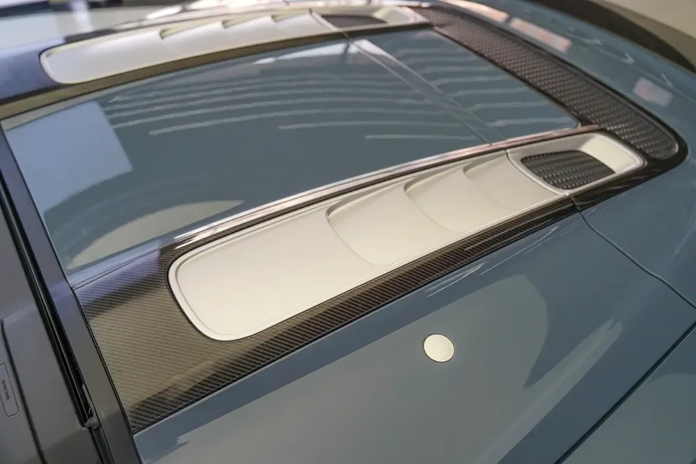 R8 SPYDER | CARBON INTERIOR | CARBON EXTERIOR - Image 15