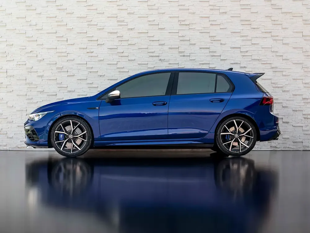 0% DOWN PAYMENT | ⚡ JUNE EDITION | GOLF R | PERFORMANCE PACK | FULL OPTION | BUY-BACK GUARANTEE | WA - Image 6