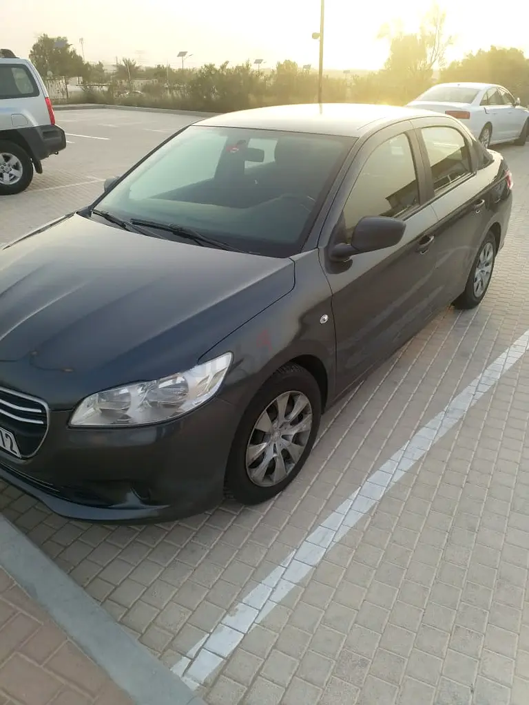 Reliable Peugeot 301 Great fuel efficency - Image 4