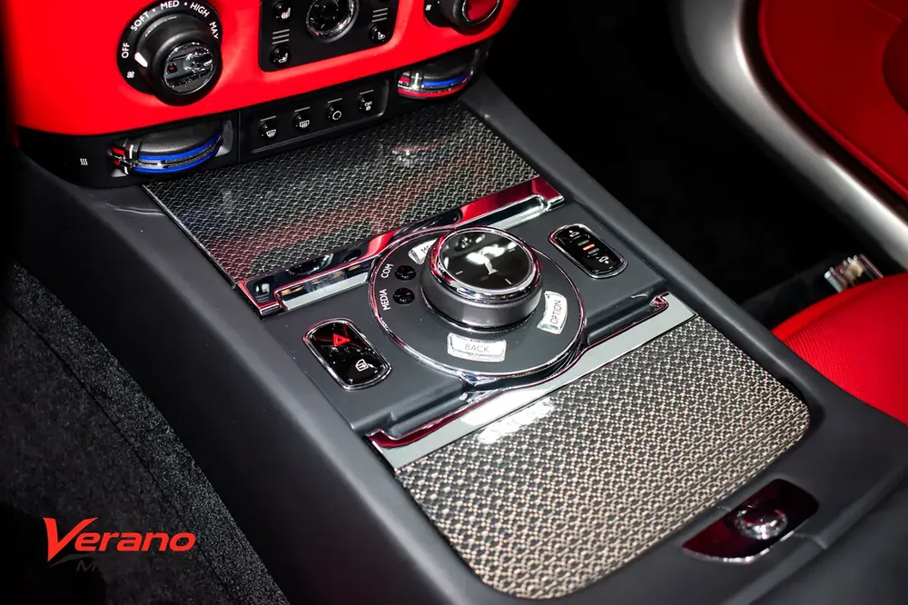 Rolls-Royce Wraith Black Badge | Full Options | Brand New | Warranty  Service - Image 18