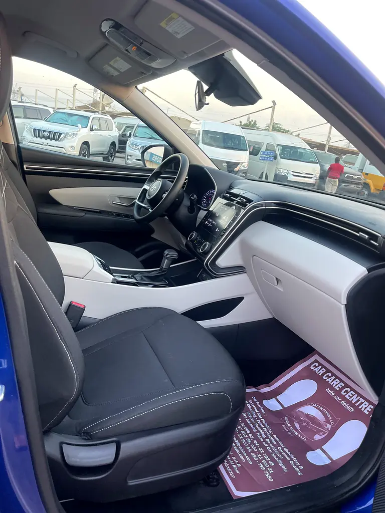 HYUNDAI TUCSON 2022 SEL 2.5 V4 AMERICAN SPECS - Image 11