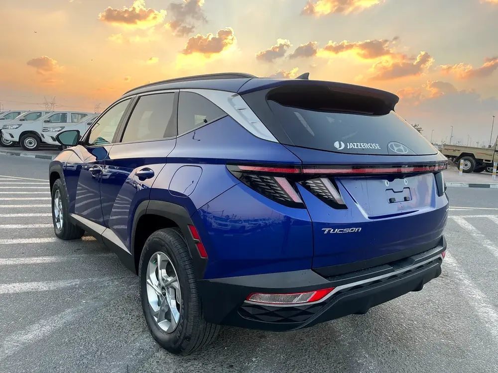 HYUNDAI TUCSON 2022 SEL 2.5 V4 AMERICAN SPECS - Image 4