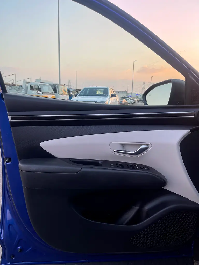 HYUNDAI TUCSON 2022 SEL 2.5 V4 AMERICAN SPECS - Image 7