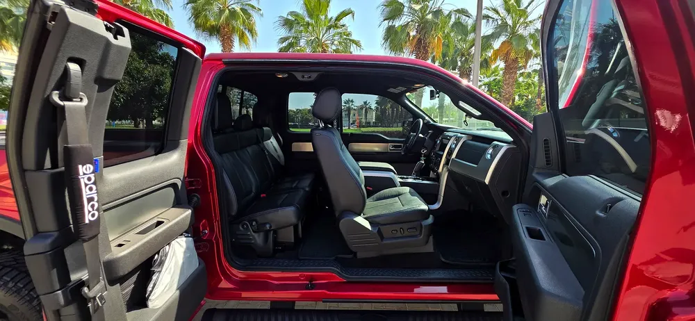 Ford F150 FX4 High Rider Edition, Fully Loaded, Low Mileage,Service History,Excellent Condition, GCC - Image 5