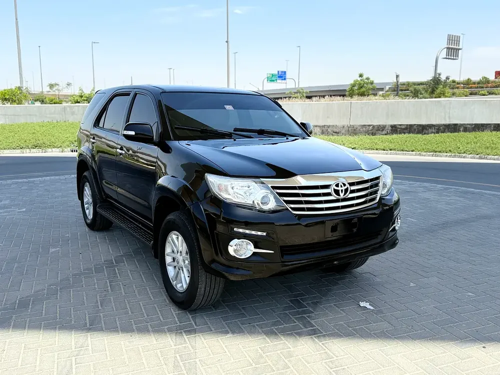 Toyota Fortuner TRD Sportivo 2015 - GCC Specs - - Image 6