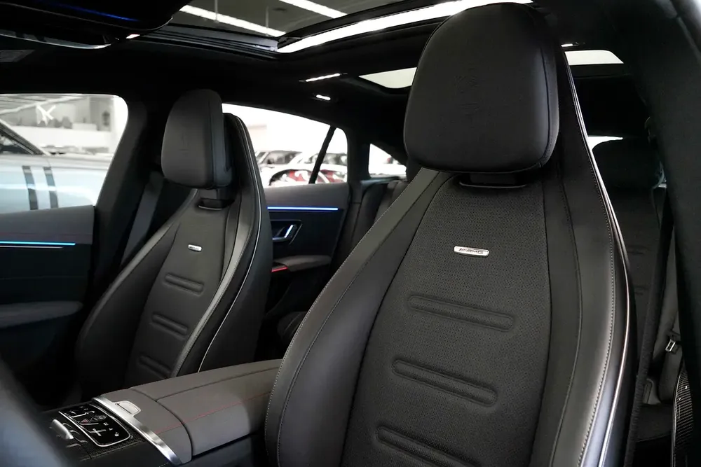 2023 MERCEDES EQS 53 4M+ AMG / GCC / DEALER WARRANTY - Image 12