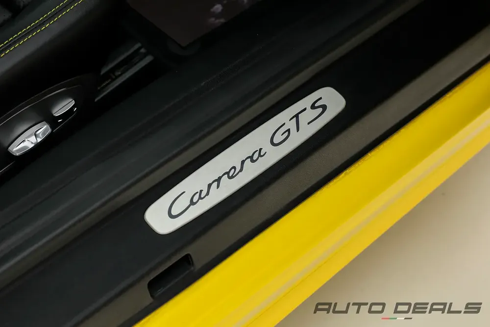 2018 Porsche 911 Carrera GTS Coupe | GCC Specs | Well Maintained | Clean Interior & Exterior - Image 12