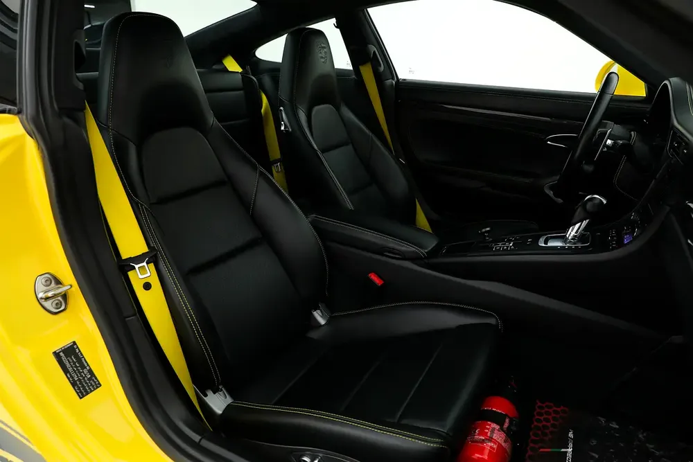 2018 Porsche 911 Carrera GTS Coupe | GCC Specs | Well Maintained | Clean Interior & Exterior - Image 19