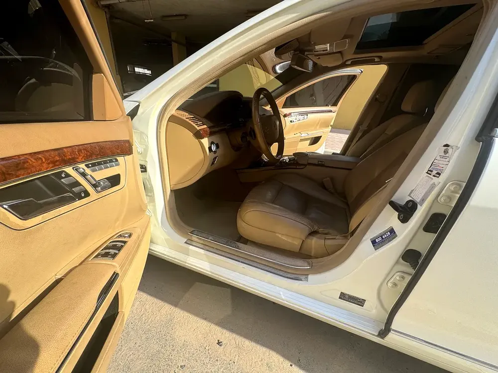 Mercedes-Benz S-Class S 300 | 2012 | GCC specs - Image 10
