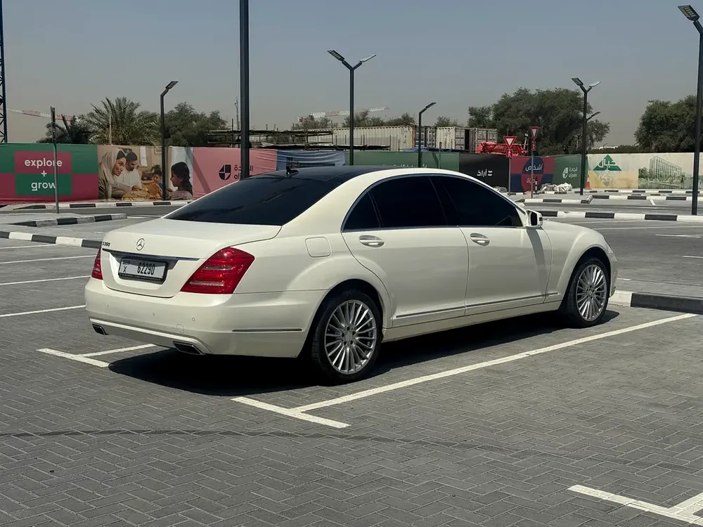 Mercedes-Benz S-Class S 300 | 2012 | GCC specs - Image 7